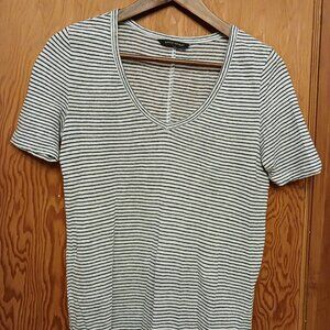 Banana Republic Navy White Striped V-Neck Tee Small Linen Cotton Blend Breton St
